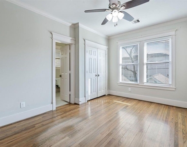 434 W 27th Street - Photo Thumbnail 20