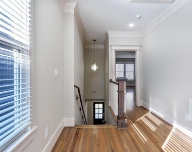 434 W 27th Street - Photo Thumbnail 19