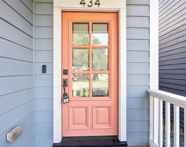 434 W 27th Street - Photo Thumbnail 24