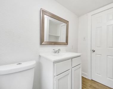 7222 San Angelo Street - Photo Thumbnail 29