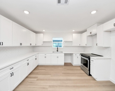 8116 De Priest Street - Photo Thumbnail 27