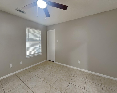 17402 Eastwood Circle - Photo Thumbnail 12