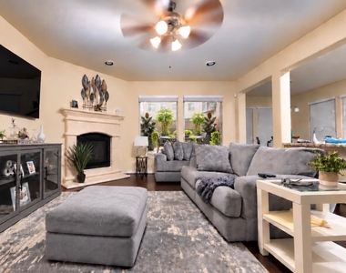 2723 Brighton Willow Way - Photo Thumbnail 1