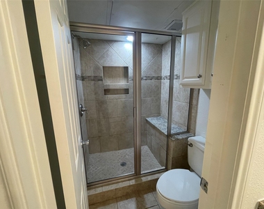 1311 Antoine Drive - Photo Thumbnail 8