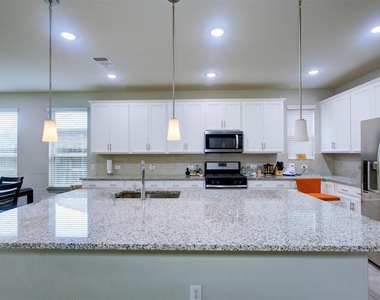 9643 Thimbleweed Drive - Photo Thumbnail 6