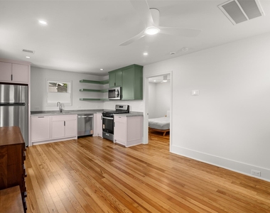 717 Arlington Street - Photo Thumbnail 6