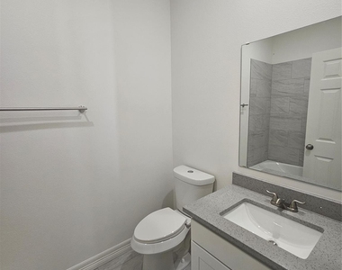 11443 Underwood Street - Photo Thumbnail 14