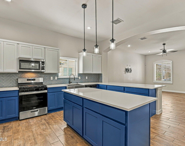 656 Paseo Dulce Avenue - Photo Thumbnail 5