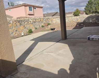 14189 N Point Avenue - Photo Thumbnail 14