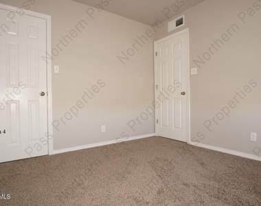 14681 Boer Trail Avenue - Photo Thumbnail 21