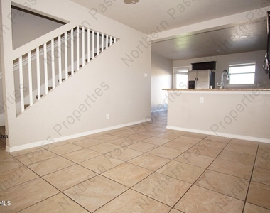14681 Boer Trail Avenue - Photo Thumbnail 6