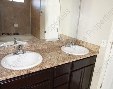 14681 Boer Trail Avenue - Photo Thumbnail 11