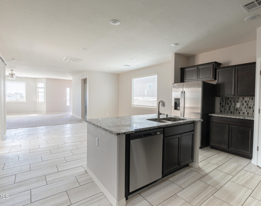 14925 Pebble Hills Boulevard - Photo Thumbnail 4
