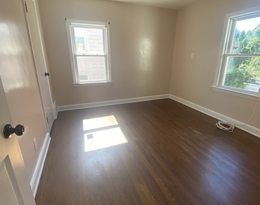 139 Sage Avenue - Photo Thumbnail 3