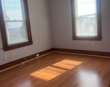 183 Hawley Avenue - Photo Thumbnail 9