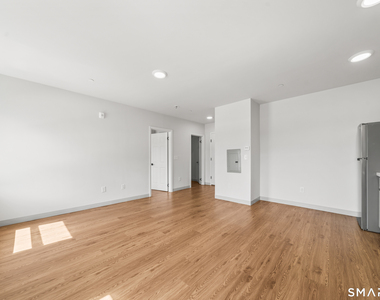 158 Main Street - Photo Thumbnail 7