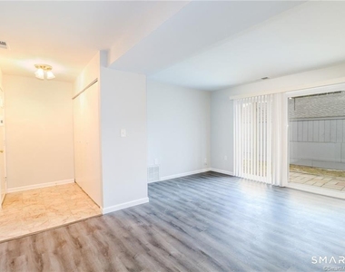 81-95 Park Avenue - Photo Thumbnail 2
