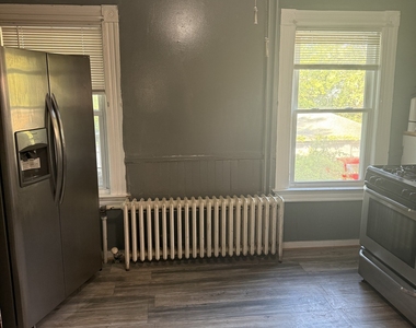107 Hungerford Street - Photo Thumbnail 6