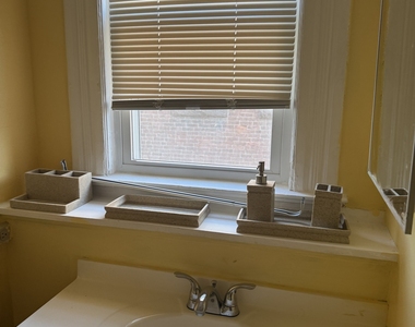 107 Hungerford Street - Photo Thumbnail 3