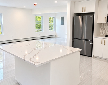 1660 Reservoir Avenue - Photo Thumbnail 2