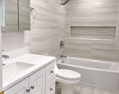 1660 Reservoir Avenue - Photo Thumbnail 5