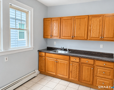98 Anthony Street - Photo Thumbnail 2