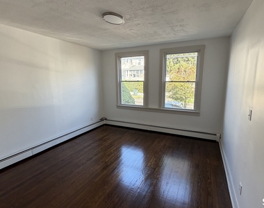 55 Hansen Avenue - Photo Thumbnail 19
