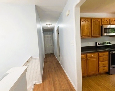 83 Essex Avenue - Photo Thumbnail 17