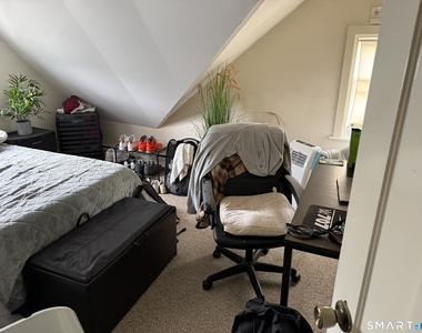 19 Berkeley Street - Photo Thumbnail 5