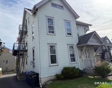 19 Berkeley Street - Photo Thumbnail 2