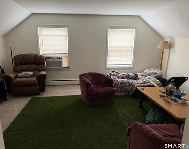 19 Berkeley Street - Photo Thumbnail 4