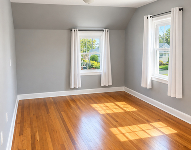 73 Greenfield Avenue - Photo Thumbnail 9