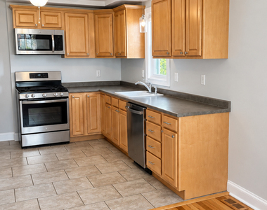 73 Greenfield Avenue - Photo Thumbnail 3