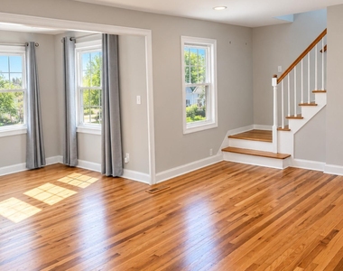 73 Greenfield Avenue - Photo Thumbnail 2