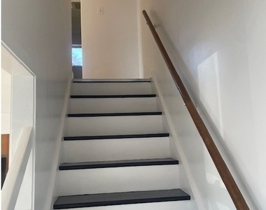 60 Garden Drive - Photo Thumbnail 3