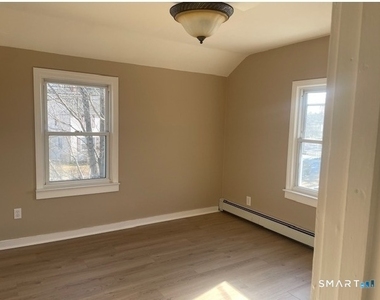 60 Garden Drive - Photo Thumbnail 6