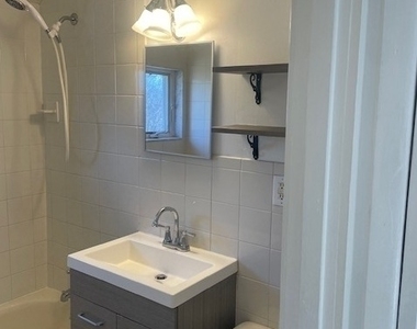 60 Garden Drive - Photo Thumbnail 4