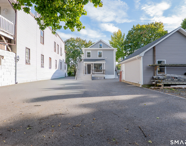 9 Hoyt Street - Photo Thumbnail 16