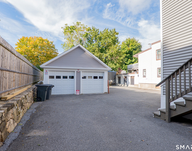 9 Hoyt Street - Photo Thumbnail 18