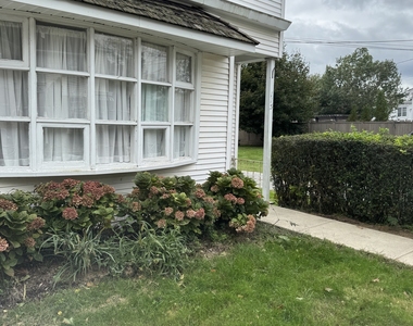 115 Whitfield Street - Photo Thumbnail 1