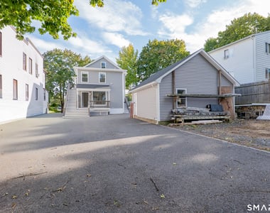 9 Hoyt Street - Photo Thumbnail 12