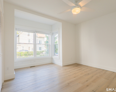 9 Hoyt Street - Photo Thumbnail 7