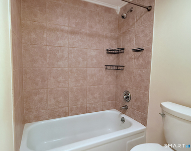 102 Brookwood Drive - Photo Thumbnail 13