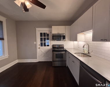 90 Winfield Street - Photo Thumbnail 4