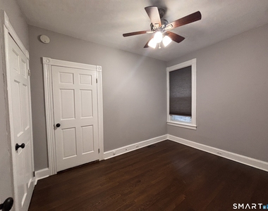 90 Winfield Street - Photo Thumbnail 10