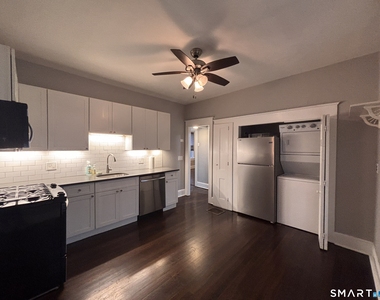 90 Winfield Street - Photo Thumbnail 3