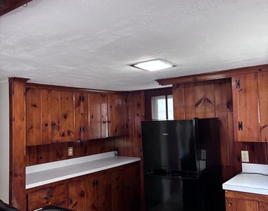 425 Winchester Road - Photo Thumbnail 1