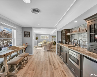 68 Lake Shore Drive - Photo Thumbnail 26