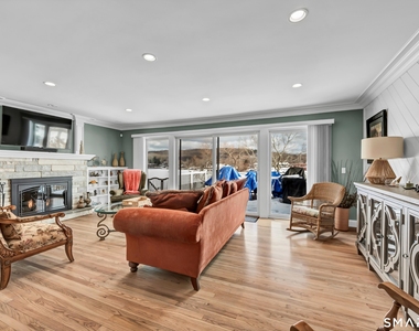 68 Lake Shore Drive - Photo Thumbnail 13