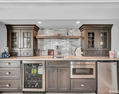 68 Lake Shore Drive - Photo Thumbnail 28
